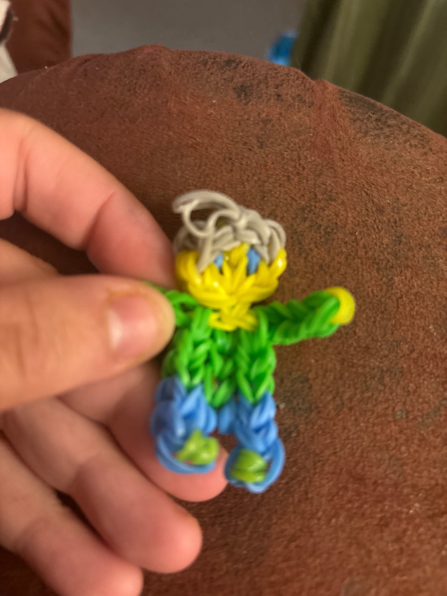Loom band items