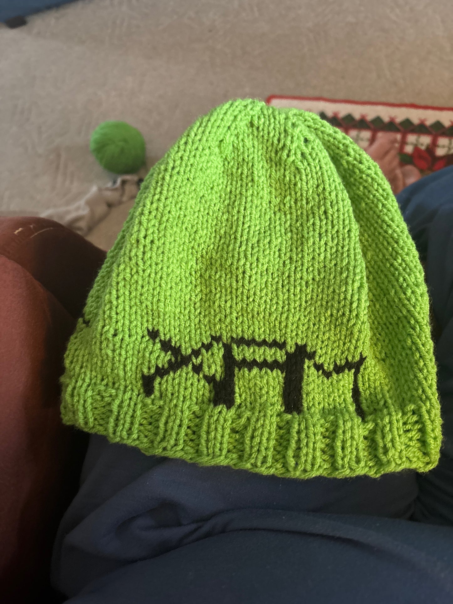 Grinch and Max hat